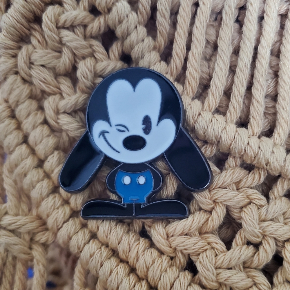 Disney Cuties Pin - Oswald